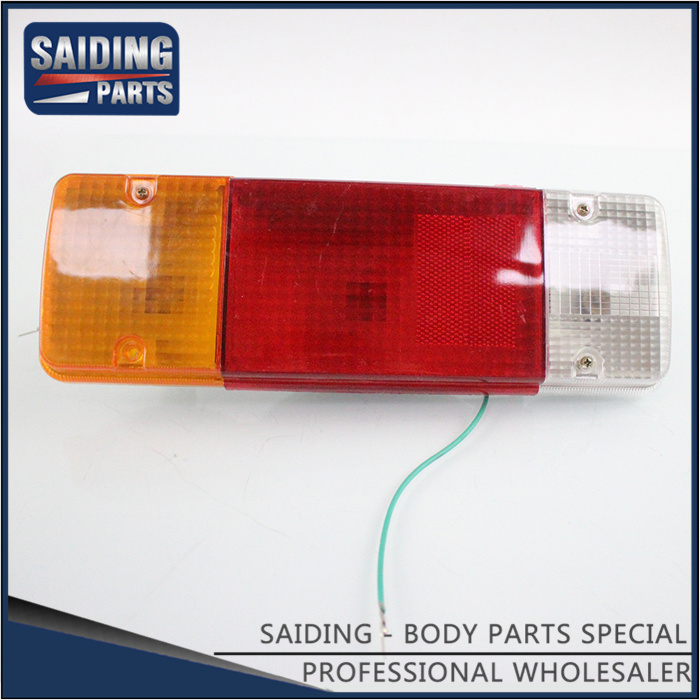 Diciendo la luz trasera para Toyota Landcruiser Bj75 Body Parts 81560-69165