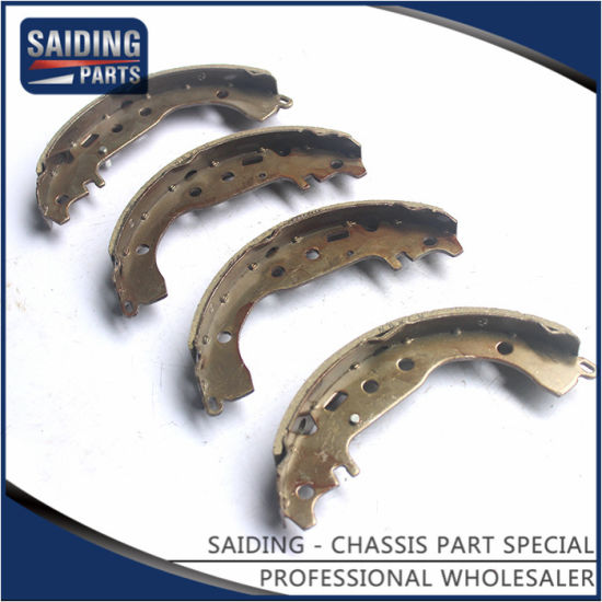 Car Brake Shoes for Toyota Hiace Auto Parts 04495-28090