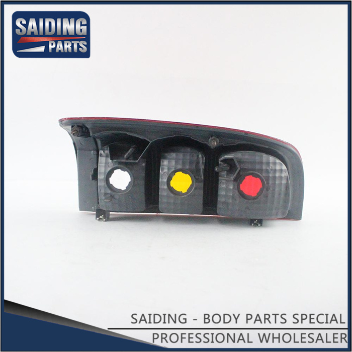 Diciendo la luz trasera para Toyota Hilux Tgn36 Body Parts 81560-0K010