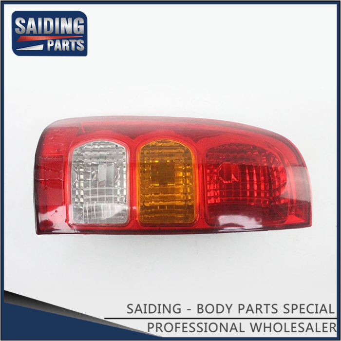 Diciendo la luz trasera para Toyota Hilux Tgn15 Body Parts 81561-0K010